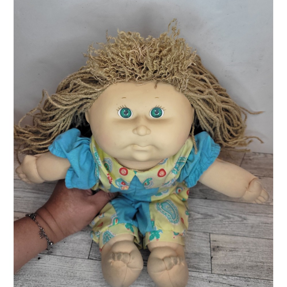1991 Hasbro Cabbage Patch Kids Doll Pretty Crimp N Curl Green Eyes Blonde hair